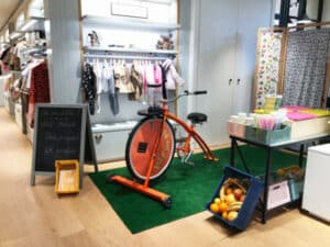 Aniamtion Vélo smoothie en magasin Pret à porter
