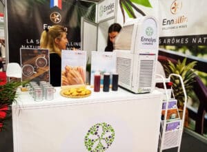 Animation commerciale marketing Madeleines et glaces en salon professionnel
