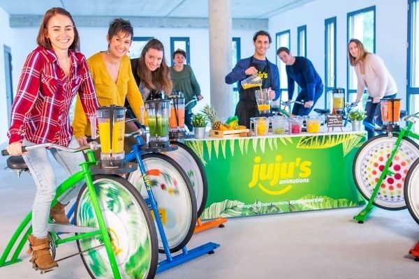 4x3-animation-jujus-developpement-durable-velo-smoothie